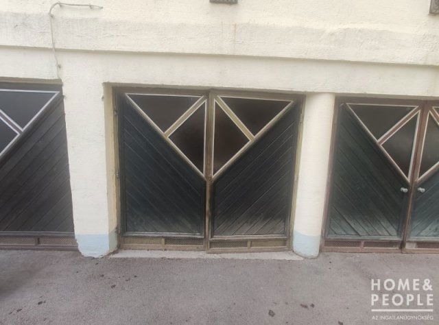 Eladó garázs, Szegeden 12 M Ft / költözzbe.hu