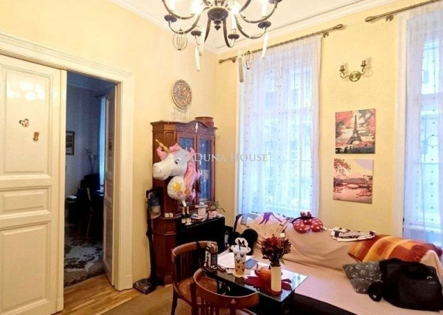 Eladó téglalakás, Budapesten, VII. kerületben 87.5 M Ft