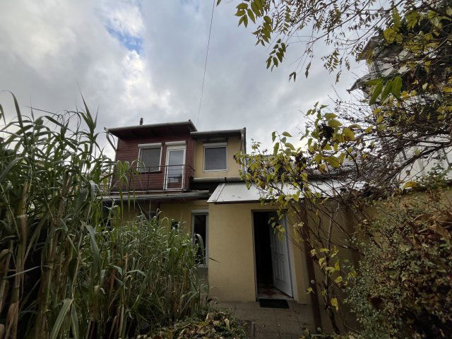 Eladó téglalakás, Budapesten, XIV. kerületben, Lőcsei úton