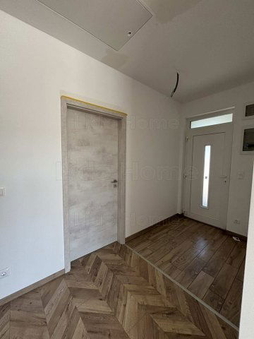 Eladó családi ház, Ságváron 66.5 M Ft, 3 szobás