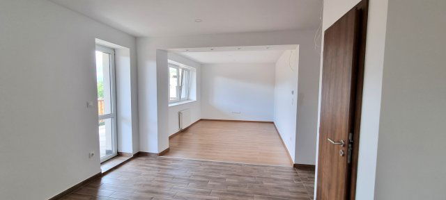 Eladó téglalakás, Bicskén 63.4 M Ft, 4 szobás