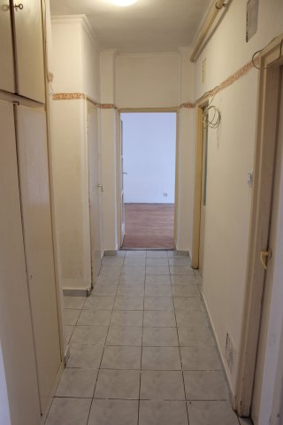 Eladó téglalakás, Debrecenben, Füredi úton 51.5 M Ft, 2 szobás