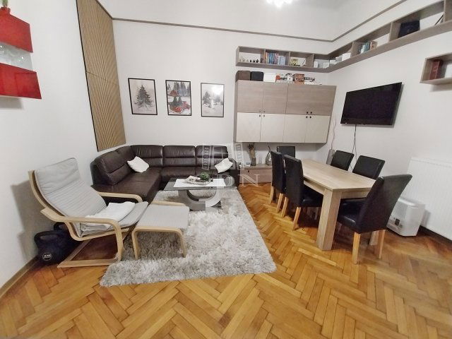 Eladó téglalakás, Budapesten, VI. kerületben 95 M Ft, 3 szobás