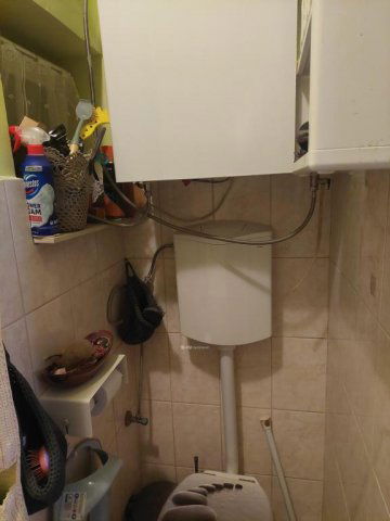 Eladó családi ház, Veszprémben 125 M Ft, 7 szobás