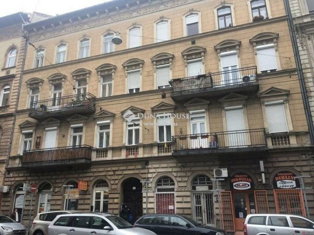 Eladó téglalakás, Budapesten, VII. kerületben 43.9 M Ft