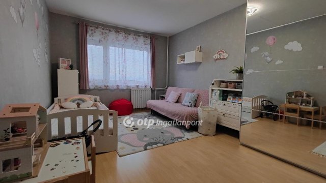 Eladó panellakás, Budapesten, X. kerületben 89.9 M Ft, 3 szobás