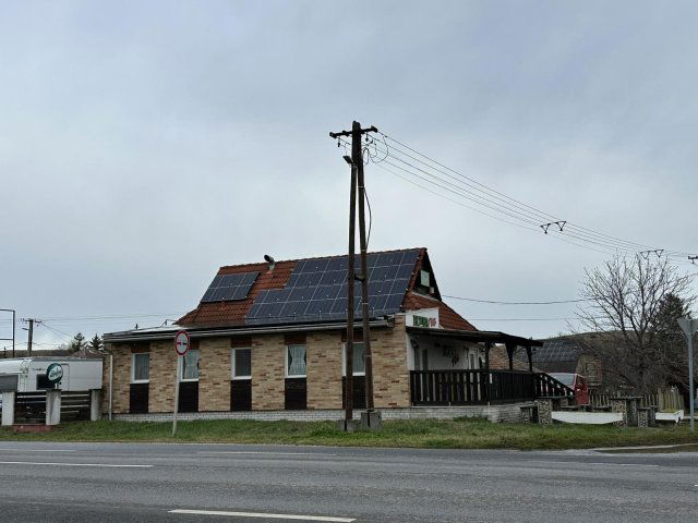 Eladó üzlethelyiség, Várpalotán 94.9 M Ft, 5 szobás
