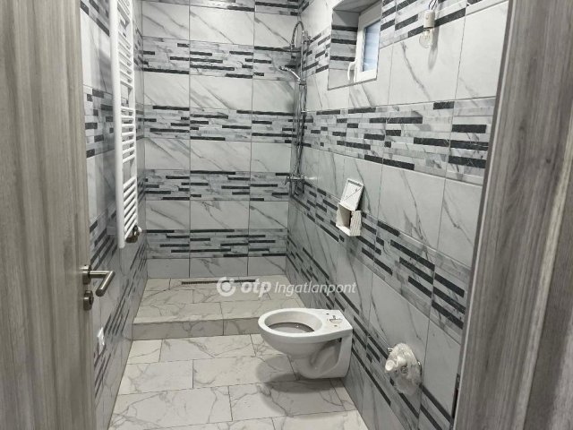 Eladó ikerház, Albertirsán 98 M Ft, 4 szobás