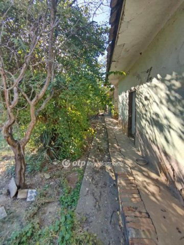 Eladó telek, Lippón 3.9 M Ft / költözzbe.hu