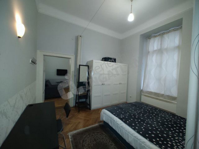 Kiadó téglalakás, albérlet, Budapesten, V. kerületben, 2 szobás
