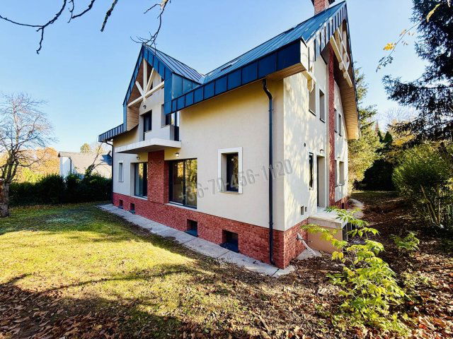 Eladó ikerház, Budapesten, II. kerületben 250 M Ft, 6 szobás