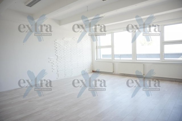 Kiadó iroda, Szegeden 275 E Ft / hó, 2 szobás