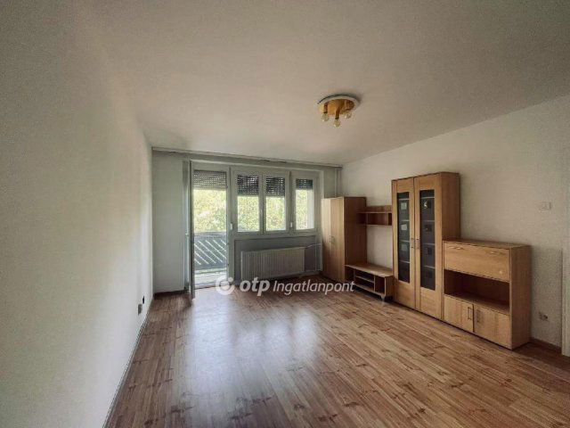 Eladó panellakás, Budapesten, X. kerületben 51.3 M Ft, 1 szobás