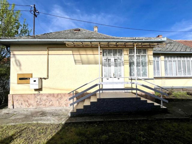 Eladó családi ház, Nagykátán 29 M Ft, 2+1 szobás