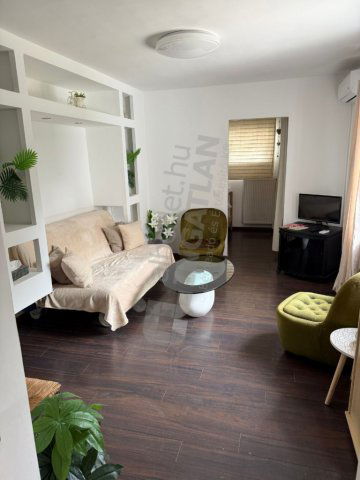 Eladó sorház, Szentendrén, Római Temető utcában 79.9 M Ft