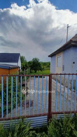 Eladó családi ház, Demjénben 28 M Ft, 3 szobás