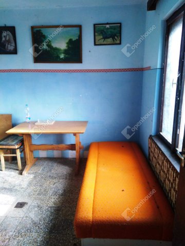 Eladó nyaraló, Szentpéterúron 2.9 M Ft, 1 szobás