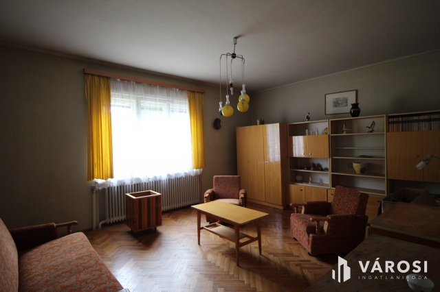 Eladó családi ház, Csepregen 51.9 M Ft, 4 szobás