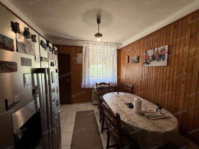 Eladó téglalakás, Anarcson 29 M Ft, 3 szobás