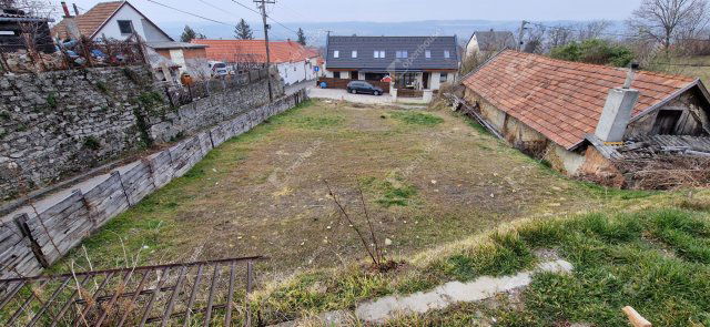 Eladó telek, Pannonhalmán 16.5 M Ft / költözzbe.hu