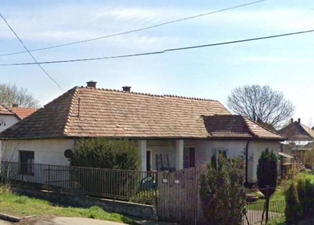 Eladó családi ház, Martonvásáron 30 M Ft, 3 szobás