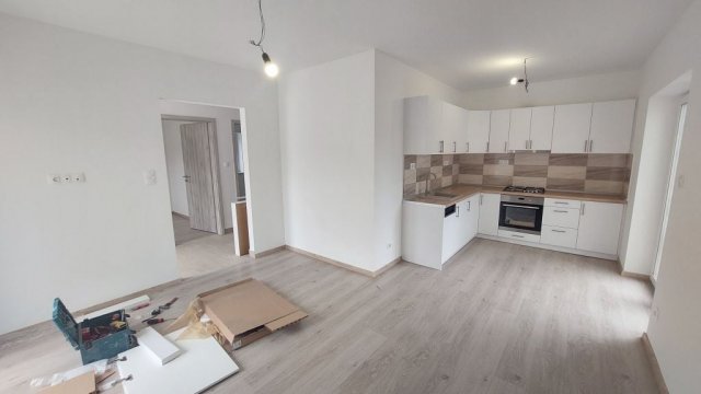 Eladó téglalakás, Besnyőn 42.9 M Ft, 3 szobás