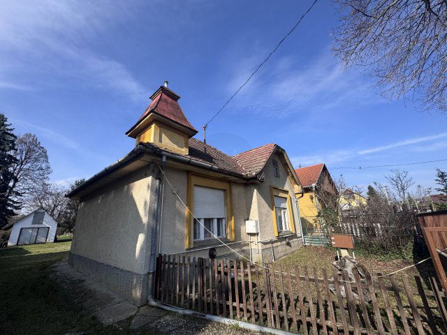 Eladó családi ház, Gödöllőn 67.7 M Ft, 3 szobás