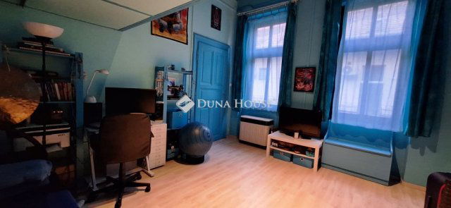 Eladó téglalakás, Budapesten, VII. kerületben 74.9 M Ft