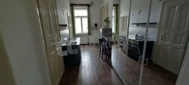 Kiadó téglalakás, albérlet, VIII. kerületben, Kenyérmező utcában