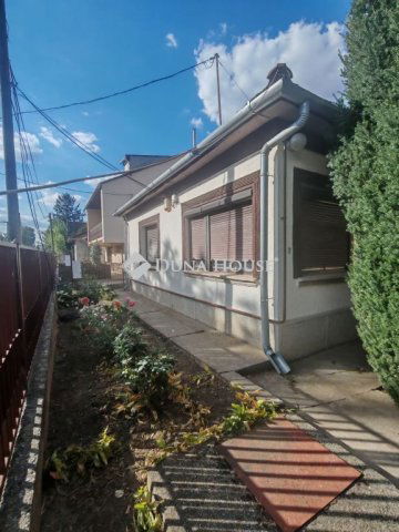 Eladó családi ház, Úrin 46.9 M Ft, 4 szobás