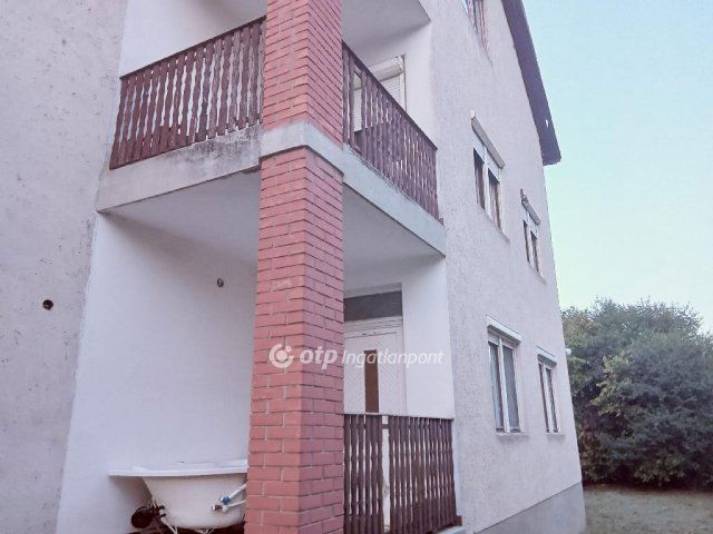 Eladó családi ház, Fehérgyarmaton 69.5 M Ft, 6 szobás