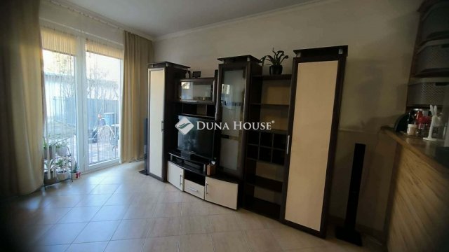 Eladó téglalakás, Kecskeméten 57.8 M Ft, 1 szobás