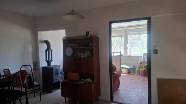 Eladó családi ház, Újhartyánon 35 M Ft, 2 szobás