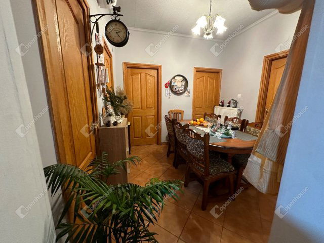 Eladó családi ház, Alsórajkon 27.9 M Ft, 3 szobás