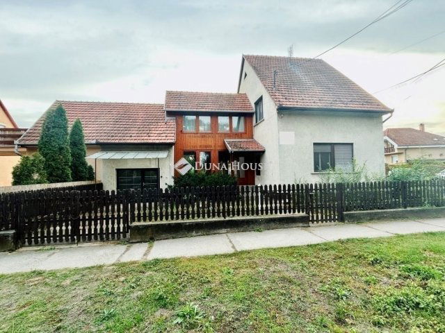 Eladó családi ház, Albertirsán 59.8 M Ft, 5 szobás