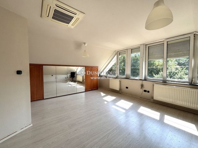 Eladó családi ház, Budapesten, XXII. kerületben 204.9 M Ft