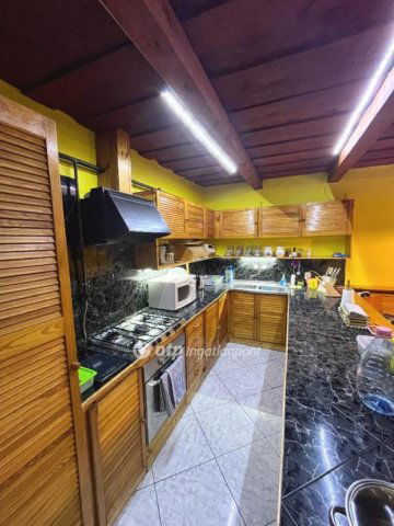 Eladó családi ház, Tárnokon 109 M Ft, 5 szobás