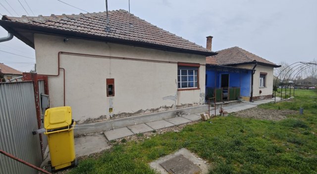 Eladó családi ház, Méhkeréken 10.9 M Ft, 2 szobás