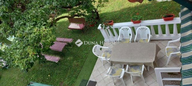 Eladó nyaraló, Balatonföldváron 129 M Ft, 4 szobás