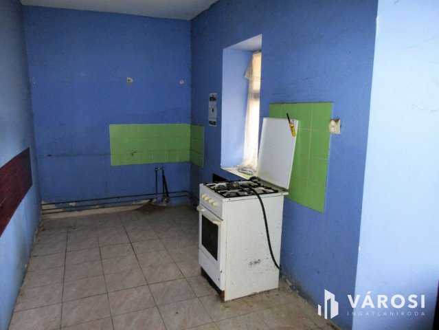 Eladó családi ház, Pitvaroson 4.9 M Ft, 2 szobás