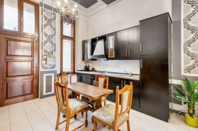 Eladó téglalakás, Budapesten, VII. kerületben 120.49 M Ft