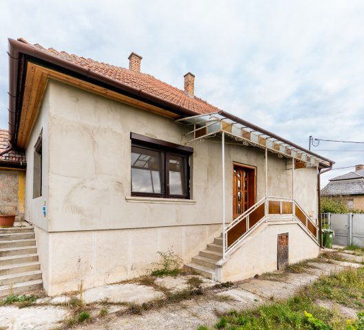 Eladó családi ház, Zsámbokon, Szent László utcában 54.99 M Ft