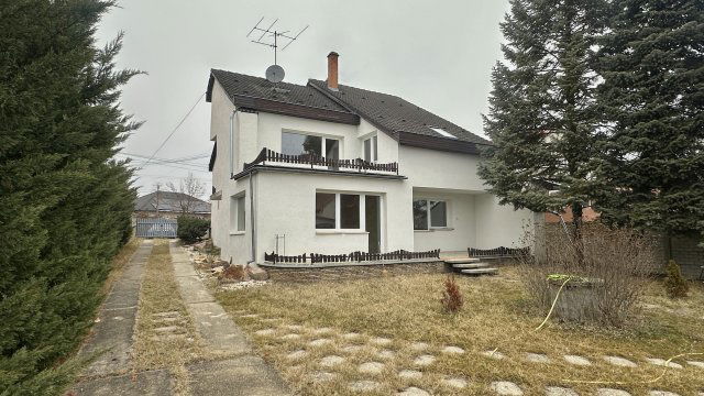 Eladó családi ház, Veresegyházon 129 M Ft, 5 szobás