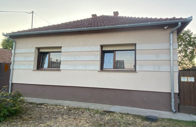Eladó családi ház, Lajosmizsén 64.9 M Ft, 3 szobás