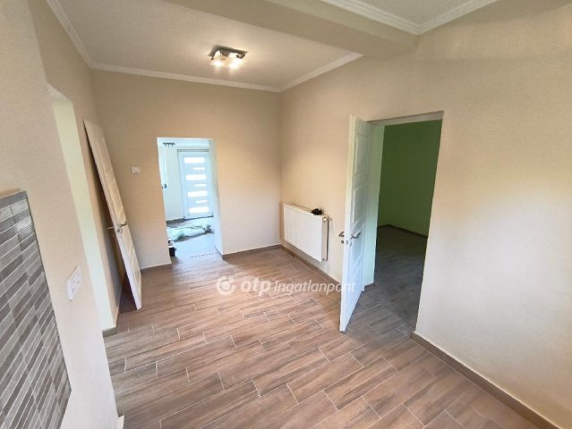 Eladó családi ház, Hunyán 8 M Ft, 2+1 szobás