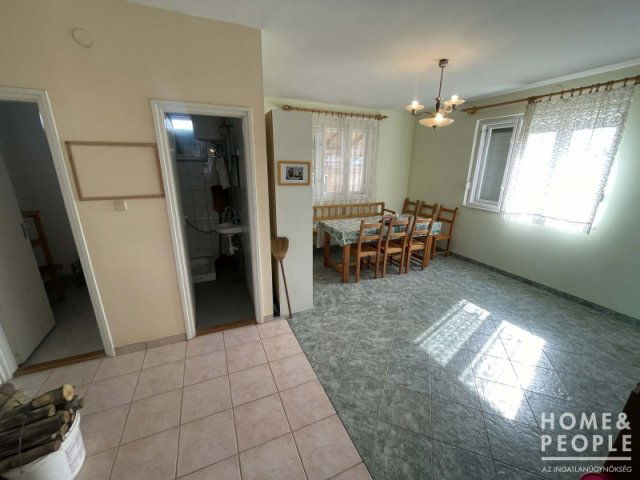 Eladó családi ház, Mórahalmon 28.99 M Ft, 2 szobás