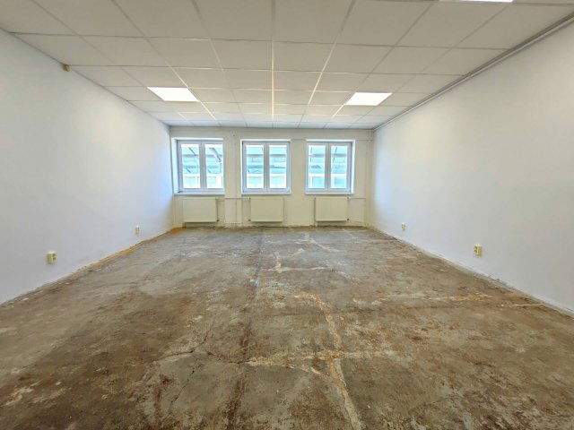 Kiadó iroda, Miskolcon 116 E Ft / hó, 1 szobás