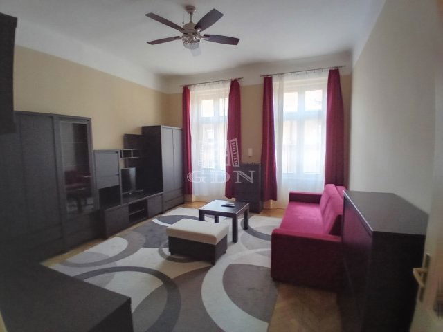 Eladó téglalakás, Budapesten, VIII. kerületben 52 M Ft, 1 szobás