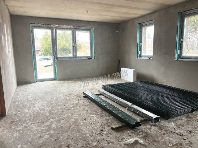 Eladó családi ház, Veresegyházon 114.9 M Ft, 5 szobás