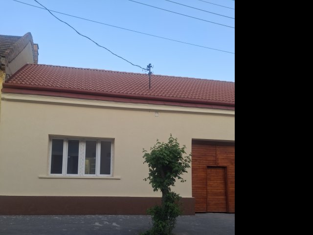 Eladó családi ház, Esztergomban, Jókai Mór utcában 98 M Ft